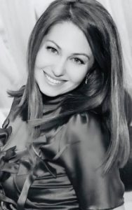 "ჩემი ნათიკა გაფრინდა ცაში, გარდაიცვალა…” – ვინ იყო ტრაგიკულად გარდაცვლილი ახალგაზრდა გოგონა