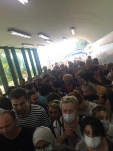 საქართველო-თურქეთის საზღვარი ამ წუთებში - ხალხი სამუშაოდ გაედინება