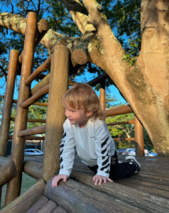 ნანუკა გუდავაძე ბერუკა ივანიშვილის ახალ ფოტოებს აქვეყნებს