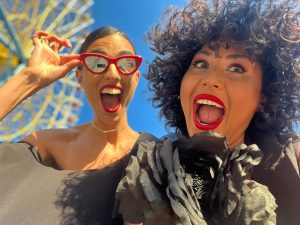 პოლიტიკოსები, მოდელები და დიზაინერები ქორწილში - ნახეთ, ვინ ესწრებოდა ლიზა ჩიჩუას და ირაკლი მაქაცარიას საქორწინო ცერემონიას