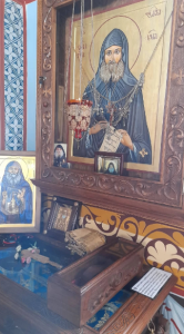 "დედა ნატალია, შვილი არ მიჩნდება... დედაო, ჩემი შვილი ვერ მეტყველებს..." - ტაძარი, სადაც მამა გაბრიელის სარტყელი სასწაულებს ახდენს