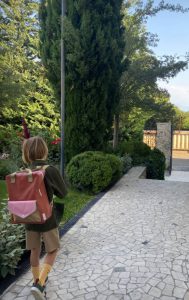 ვაჩე კალაძე სკოლაში უფროსმა ძმამ გააცილა