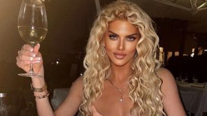 "ისევ უარზეა მხოლოდ ყვავილებზე და მეტი სურს" - რას წერს გურამ შეროზია