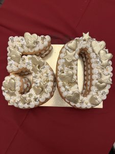 ფოტოები: ვახტანგ ტატიშვილმა და მისმა ცოლმა ერთად ყოფნის 50 წელი აღნიშნეს