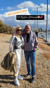 “29 წელი ერთად” – ნინო ნადირაძე მეუღლესთან ერთად საბერძნეთში ისვენებს – ნახეთ რა ფოტოებს აქვეყნებს პოპულარული წყვილი ათენიდან