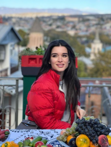 კიდევ ერთი პუტინის პროპაგანდისტი ქსენია ბოროდინა საქართველოშია