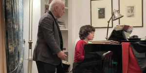 Photos: "მამამ ისე დააშინა, მასთან წასვლა აღარ შეუძლიათ" - სასამართლოს გადაწყვეტილებით, ცოტნე ზედგინიძე ბებიასთან რჩება