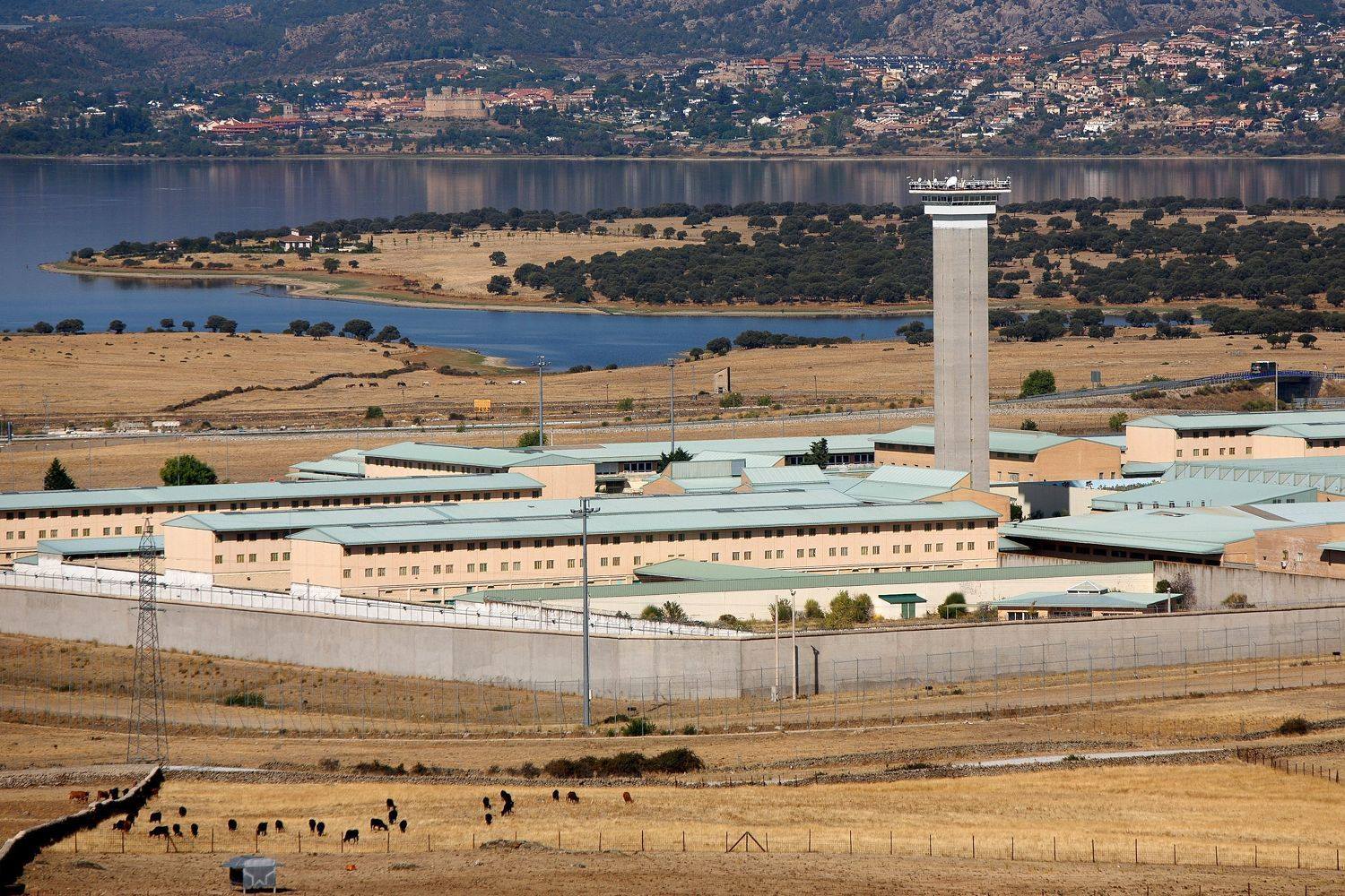 ნახეთ, რა პირობებში იმყოფება ტარიელ ონიანი ესპანეთის ციხეში