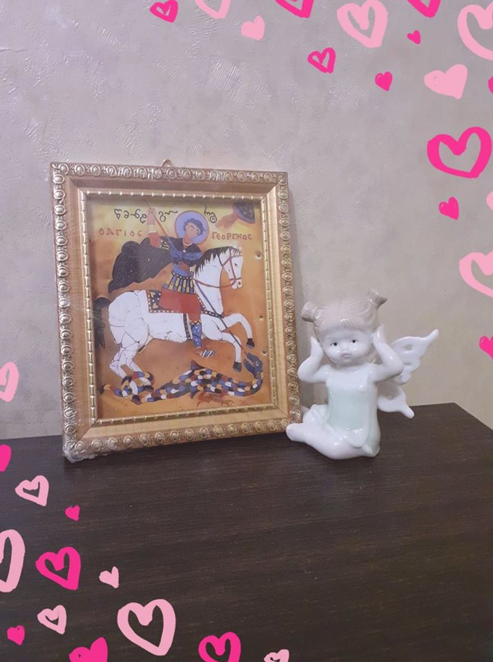 (ფოტო) რა დახვდა პატარა ანიტას დედას შვილის საფლავზე