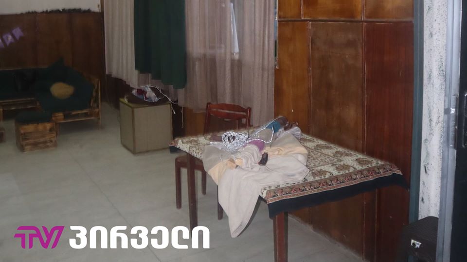 (ფოტოები) აგარაკის შიდა ფოტოები მოიპოვა, სადაც საბედისწერო დაბადების დღე აღინიშნა