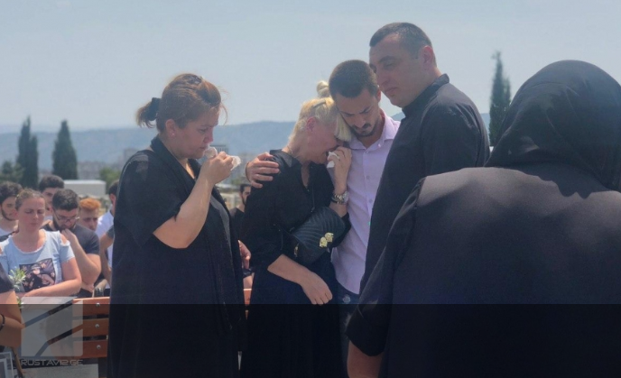 (ფოტორეპორტაჟი) გიორგი შაქარაშვილის გარდაცვალებიდან 40 დღე გავიდა