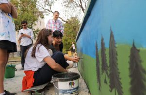 (PHOTOS) სოზარ სუბარი მაკა ასათიანთან ერთად მოსახლეობას შეხვდა – რა აკავშირებთ მათ ერთმანეთთან