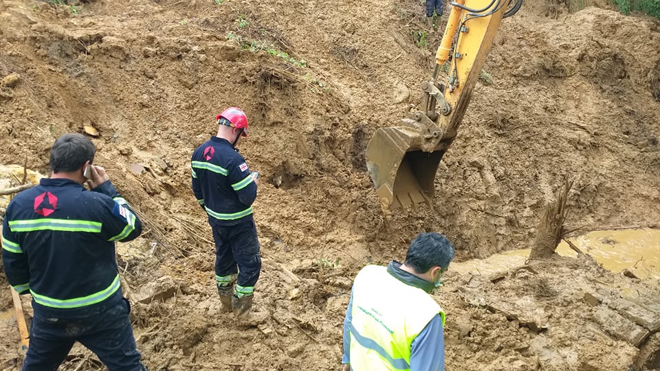 (ფოტოები) ვინ არიან ხელვაჩაურში მეწყერში მოყოლილი ოჯახის წევრები