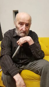 (ფოტო) "რა ქვია ამას? რა ხდება ქვეყანაში? ეს ამბავი ამ წუთას ხდება" – რაზე საუბრობს ჟურნალისტი