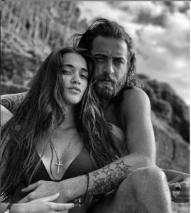 (ფოტო) "დაბადების დღეს გილოცავ, სიყვარულო" - ვინ არის ლიზა ყენიას შეყვარებული, რომელსაც ქართულ შოუ-ბიზნესში კარგად იცნობენ