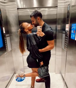 (ფოტო) „უფრო კარგია, როდესაც პანდემიის დროს შეყვარებული გყავს...“ - ბუზალაძე