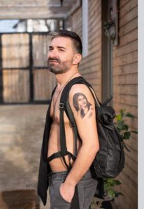 (ფოტო) თაყვანისმცემელმა ლელა წურწუმიას პორტრეტი სხეულზე დაიხატა