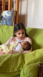 გოგონას ნიკა დაარქვეს - გიორგი მახარაძე შვილის პირველ ფოტოებს აქვეყნებს