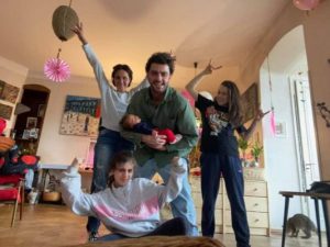 გოგონას ნიკა დაარქვეს - გიორგი მახარაძე შვილის პირველ ფოტოებს აქვეყნებს