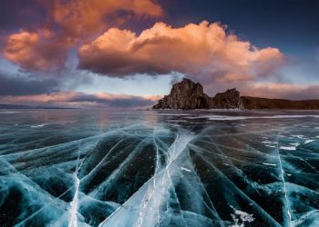 ბაიკალის ტბაში ახალი, გიგანტური ტელესკოპი ჩაძირეს, რომელიც ღრმა კოსმოსს შეისწავლის