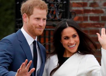 მეგან მარკლი და პრინცი ჰარი £170,000-იანი რეინჯ როვერით ლოს ანჯელესის ქუჩებში სეირნობენ