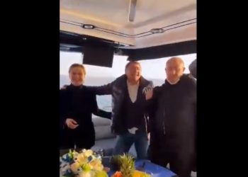 (ვიდეო) „ღამე ქუჩას მივუყვები“ და სტივ უანდერი – არველაძეებმა თურქეთში „გააჯაზეს“!