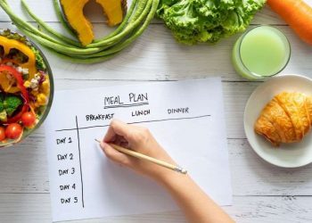 როდის მივმართოთ დიეტოლოგს და როგორ შევაარჩიოთ ის? ინსტრუქცია