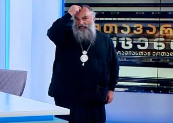 (VIDEO) მამა ნიკოლოზმა “მთავარი არხის” პირდაპირ ეთერში ილია II -ზე საგანგებო განცხადება გააკეთა