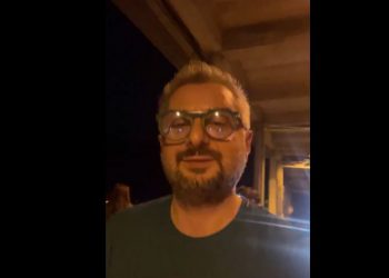 (ვიდეო) გვარამიამ, წერეთელმა, სანაიამ და ხოშტარიამ ივანიშვილს ნამცხვრები მიუტანეს