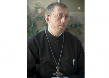 (ფოტო) “მკლავ – ო” ფუძე?” -“როგორ ათაყვანებენ მამაოები ისედაც გამოთაყვანებულ მრევლს” – ბასილ კობახიძე