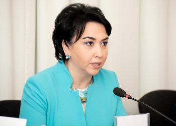 “ისევ ტოტალური თვალთვალი და უკანონო მოსმენა..!” – ეკა ბესელია “ოცნების” დეპუტატებს მიმართავს 