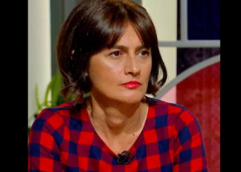 ექიმების და მასწავლებლების ვაქცინაცია უნდა იყოს სავალდებულო! – ნინია კაკაბაძე