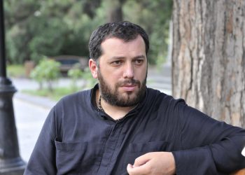 “გაბრაზებამ ისე არ უნდა დაგაბრმავოს, საკუთარ თავსაც ვერ ხედავდე… ყველა თავის გზას დაადგება, შენ კი დარჩები საკუთარ თავთან განადგურებული” – პეტრე კოლხი