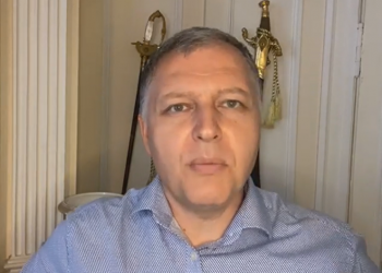 “გაუნათლებელი – 8 კლასიც რომ არ დაუმთავრებია, მაგრამ დიპლომირებულია, ასეთები არიან ყველგან” – ვის აკრიტიკებს გიორგი ფხაკაძე?!