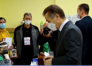 ბიძინა ივანიშვილი საარჩევნო უბანზე ხმის მისაცემად მივიდა