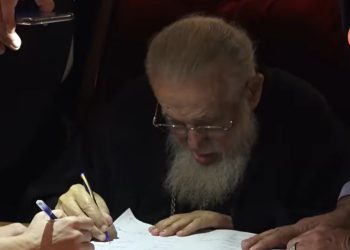 “იმედით ვართ”- პატრიარქმა არჩევნების მეორე ტურში საკუთარი არჩევანი დააფიქსირა