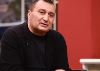 “ილოცეთ, ვინც ეს ჩაიდინეთ დედა კარგად იყოს, ახლა ცუდათ მყავს, ილოცეთ! ვერ გამაჩუმებთ ნაც-მწამებლებო!” – ოქიტაშვილი