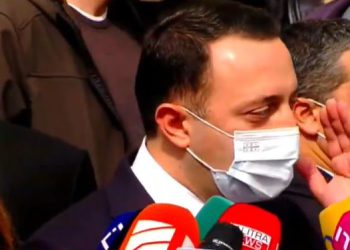 “თქვენ არ იცით, რომ გუშინ გადავდექი” – ირაკლი ღარიბაშვილი ჟურნალისტს