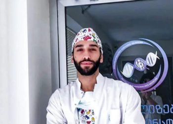 გთხოვთ, უკვე ზედმეტია, უბრალოდ აიცერით!!! მითხარით რა უნდა გავაკეთოთ? – ნუ გაუმწარებ სიცოცხლეს” – ექიმის ემოციური მიმართვა