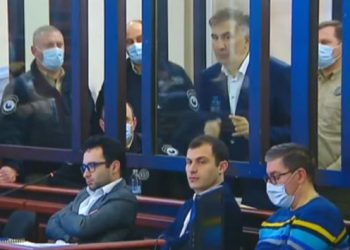 “თავისი ადვოკატებიც კი გამოაშტერა… ეს მოსამართლეები ლომჯარიას დაქალები არიან?!” – ზედელაშვილი