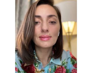 “შეუძლებელია გაუძლო იმას, რაც ჩემს თავს ხდება… – ნუ აბრიყვებინებთ თავს… აიცერით!” – ნანა გეგეჭკორის მიმართვა