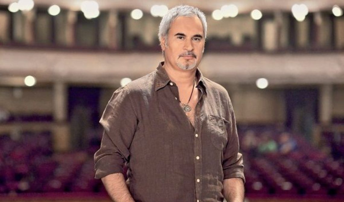 ვალერი მელაძე სცენას უბრუნდება