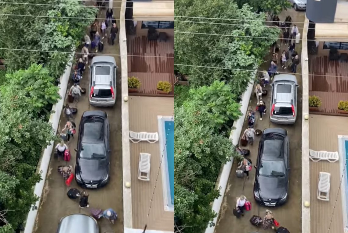 🎥VIDEO: რუსების კოლონა ქობულეთში – ამინდების მიუხედავად ზღვისპირეთი რუს დამსვენებლების რაოდენობას არ უჩივის