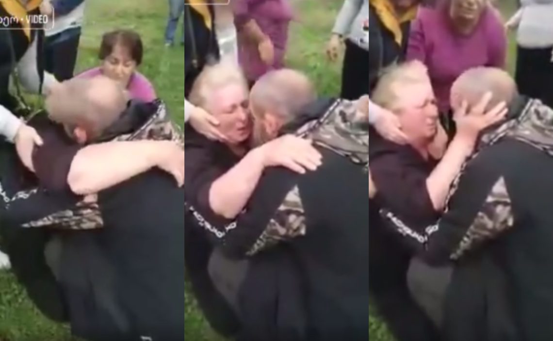 🎥VIDEO: დედის ემოციური შეხვედრა შვილთან, რომელიც 40 წელი გარდაცვლილი ეგონა