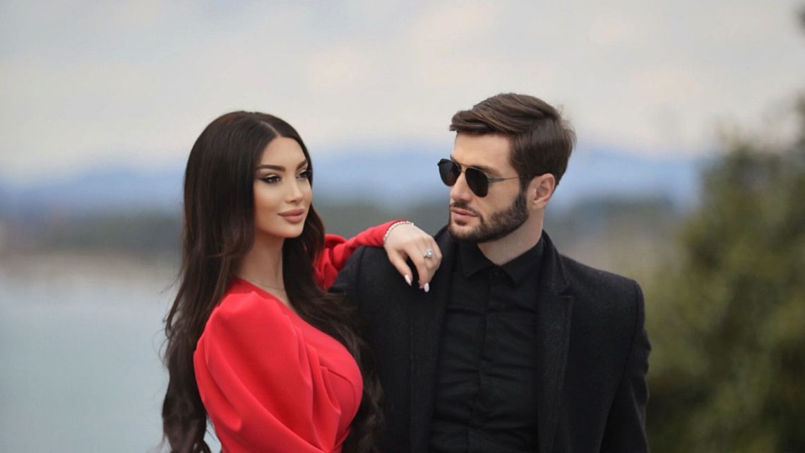 📸 ფოტო: პოპულარული ბათუმელი წყვილი მესამე შვილს ელოდება