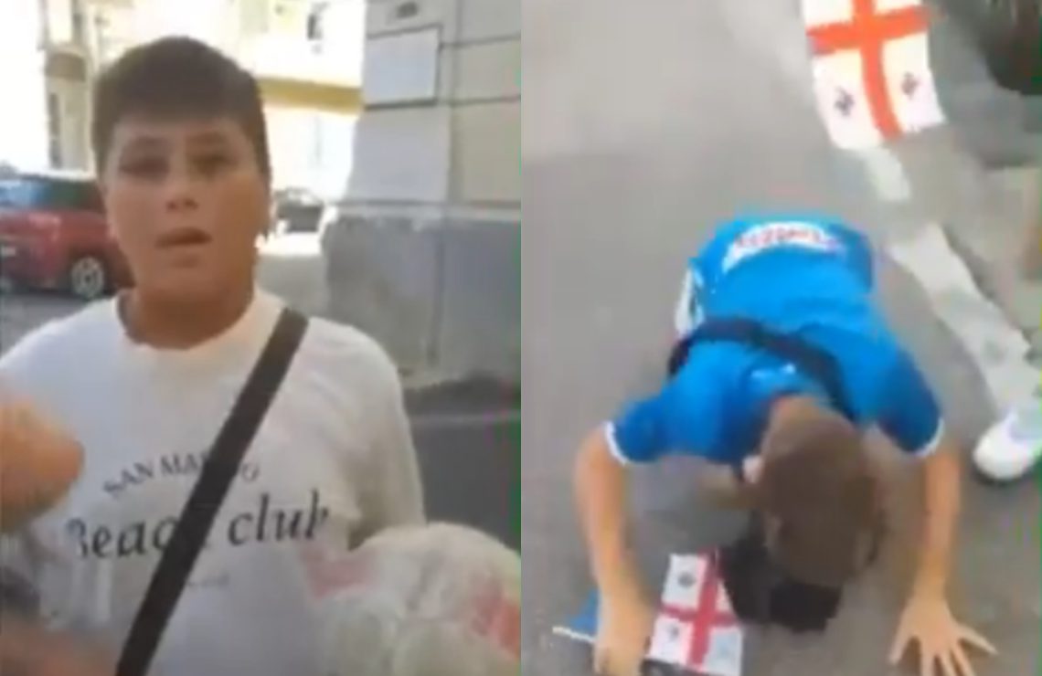 🎥ვიდეო: პატარა გულშემატკივრებმა ხვიჩა კვარაცხელიას პატივისცემის ნიშნად ქართველ ემიგრანტს დაუჩოქეს