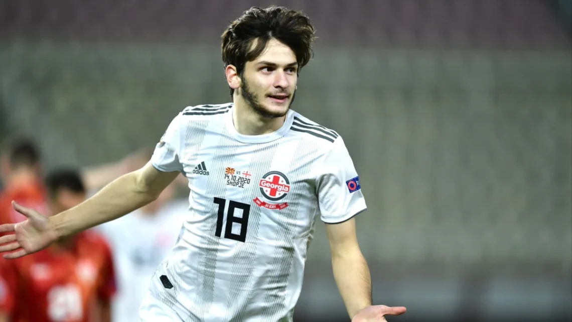 2023 წლის ოქროს ბურთის მოგების კანდიდატთა სიაში ხვიჩა კვარაცხელიაცაა