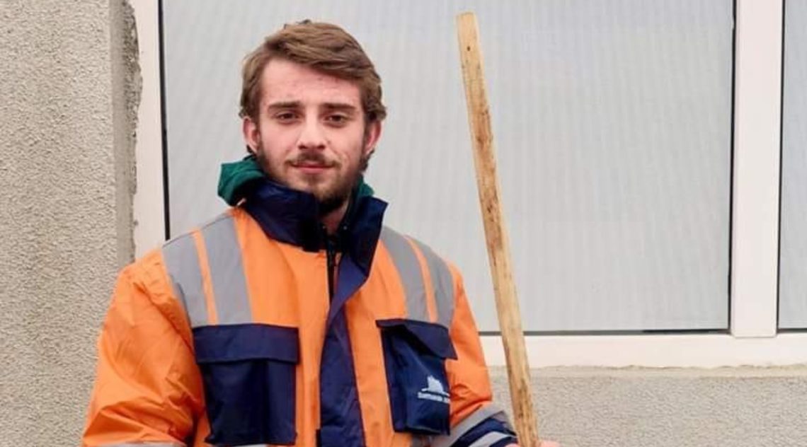 საკვები დანამატები სჭირდება და ამის გამო დაიწყო “თბილსერვისში მუშაობა” – სპორტსმენი, რომელიც დილით დასუფთავების სამსახურში მუშაობს