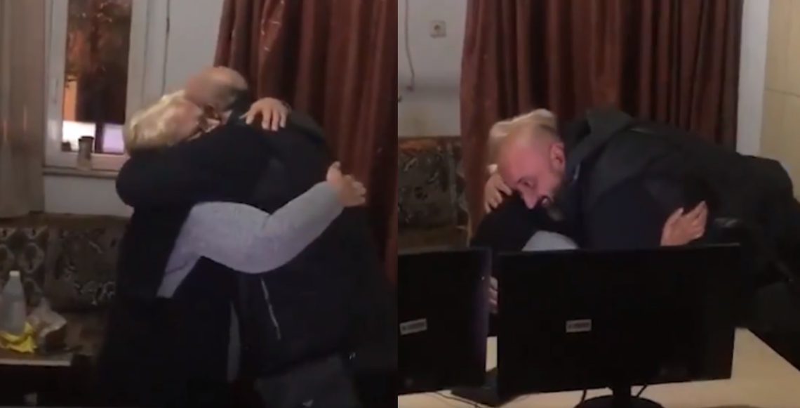 🎥ვიდეო: ძალიან ემოციური კადრები – უკრაინიდან დაბრუნებული ქართველი მებრძოლის შეხვედრა დედასთან