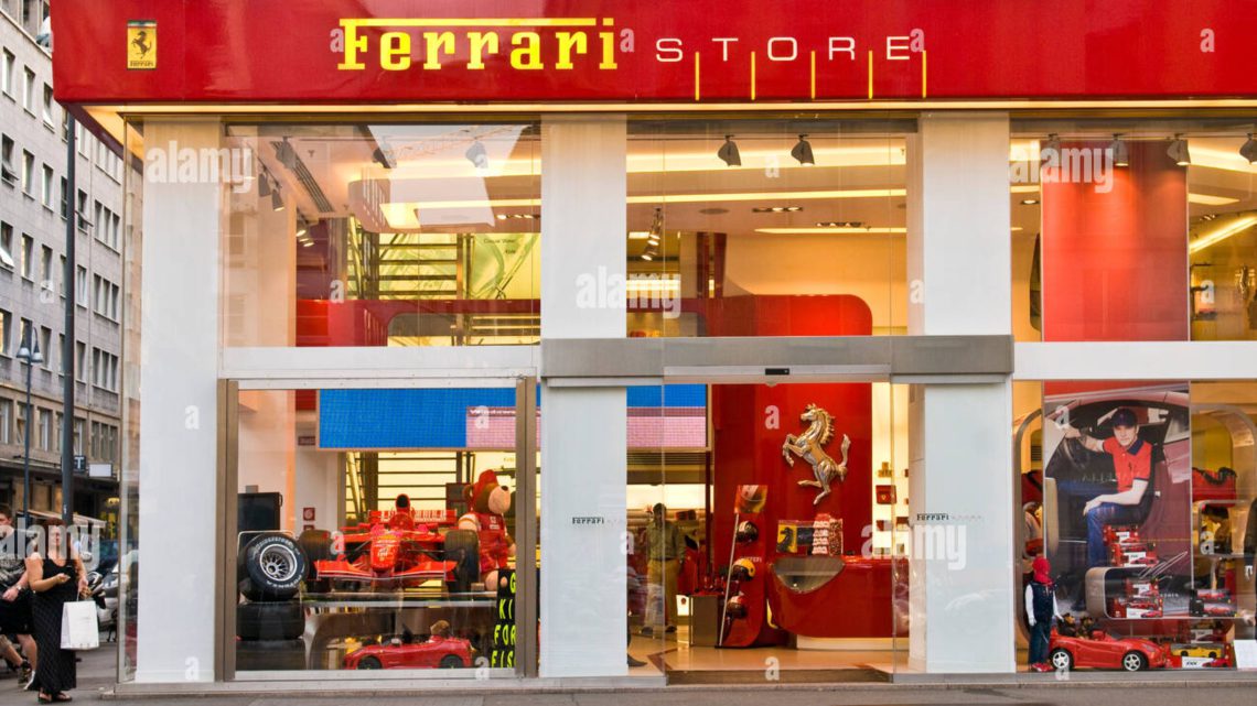 ქართველმა იტალიაში მაღაზიის მანეკენს 1000 ევროიანი სათვალე მოპარა